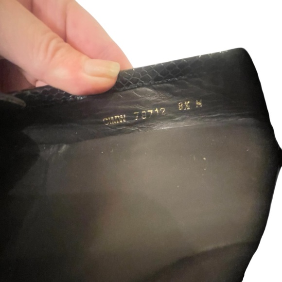 Stuart Weitzman Glossy Black Snakeskin Textured Loafers Shoes - Picture 7 of 7